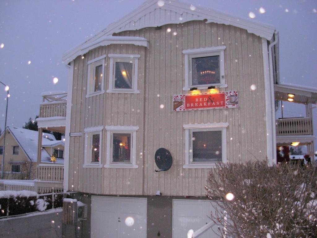 Gaellivare Bed & Breakfast Bagian luar foto