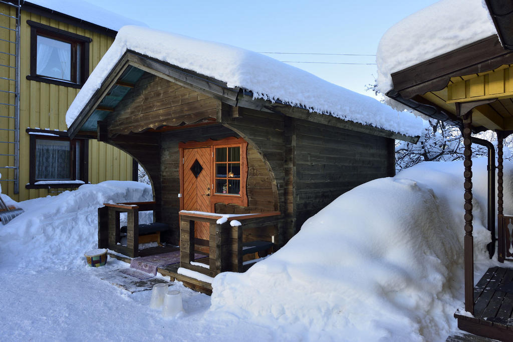 Gaellivare Bed & Breakfast Bagian luar foto