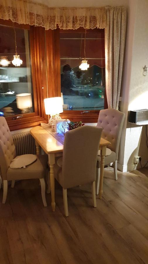 Gaellivare Bed & Breakfast Bagian luar foto